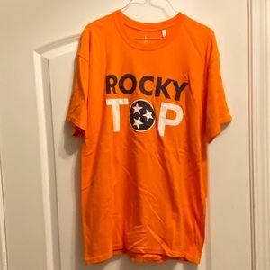 Men’s Tennessee shirt size large
